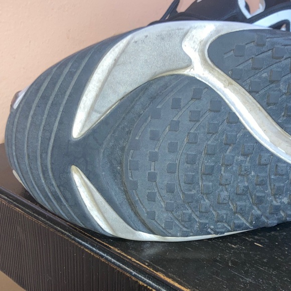 Nike Zoom Men's Black and White Sneakers - Picture 5 of 13